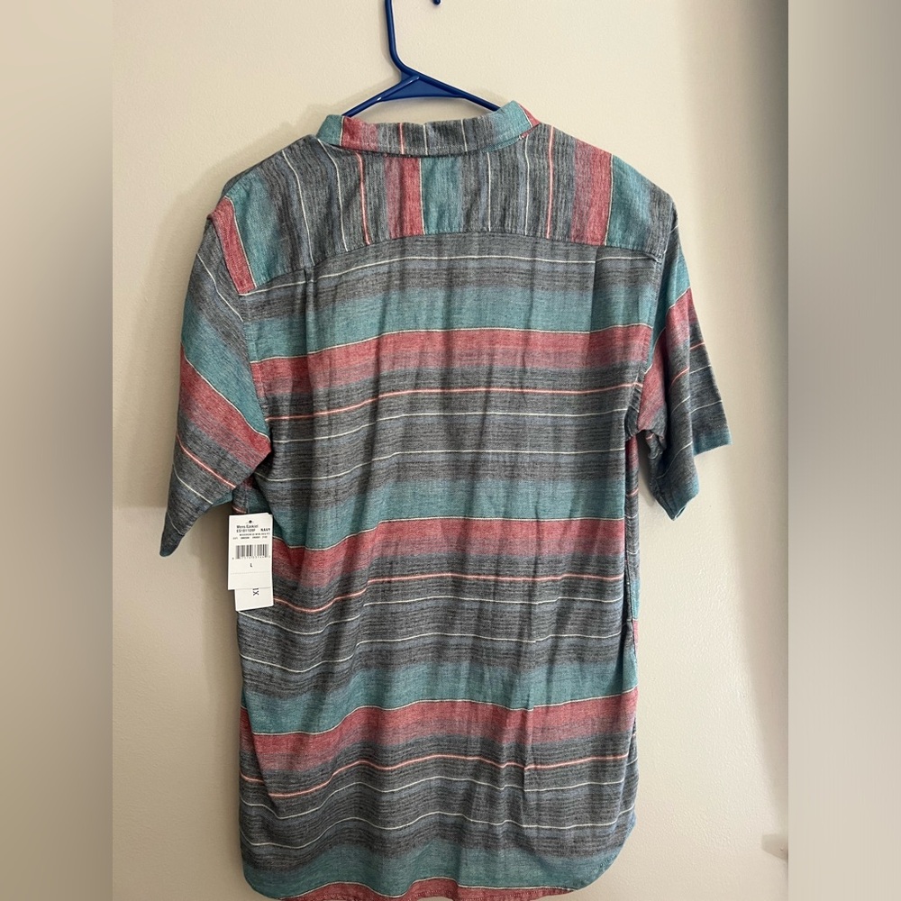 Men’s soft lightweight button down - Picture 2 of 5